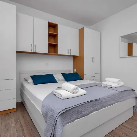 Prgo Lägenhet Makarska