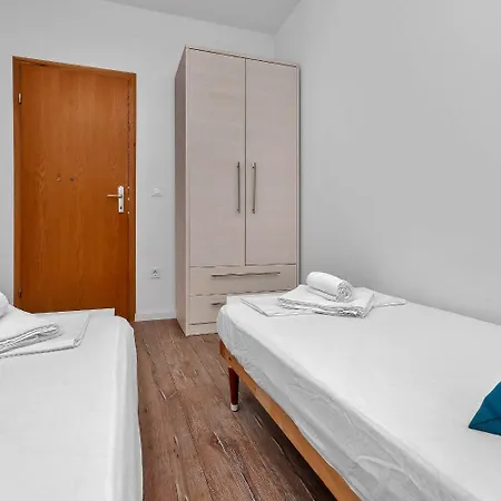 Prgo Lägenhet Makarska